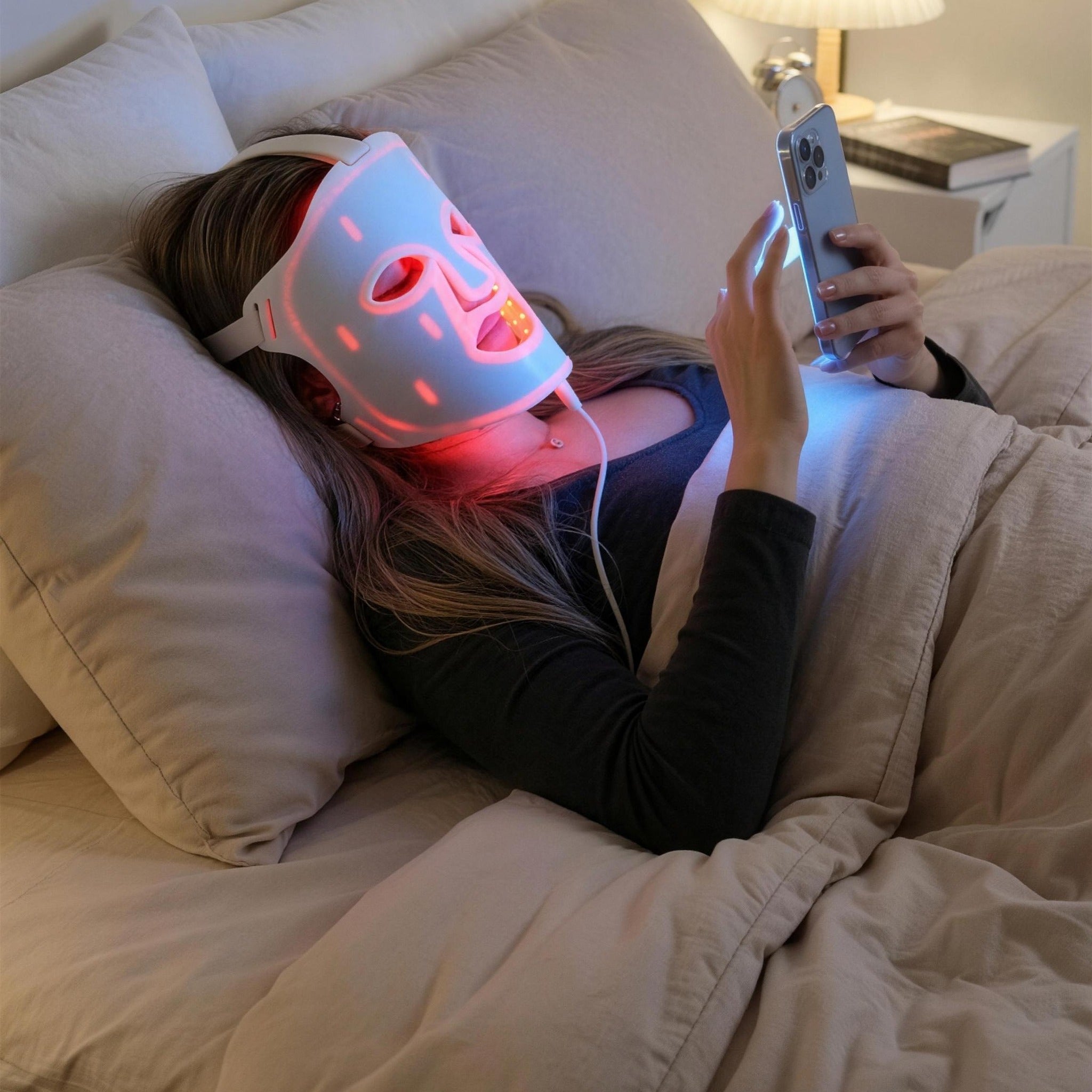 ILLUMINATE MASK